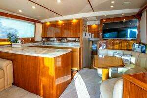 2002 Viking 52 Convertible thumbnail 22