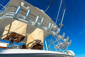 2002 Viking 52 Convertible thumbnail 6