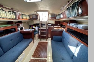 Aeolius 34ft Pearson Yacht For Sale