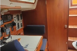 Carolyn 34ft Sabre Yacht For Sale