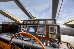 2000 Pacific Mariner 65 Motoryacht thumbnail 29