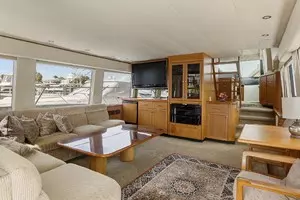 2000 Pacific Mariner 65 Motoryacht thumbnail 19