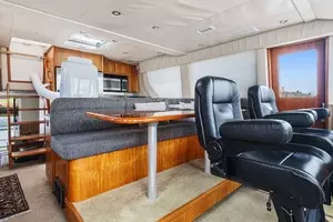 2000 Pacific Mariner 65 Motoryacht thumbnail 27