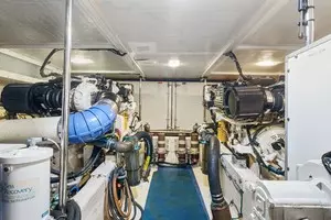 2000 Pacific Mariner 65 Motoryacht thumbnail 42