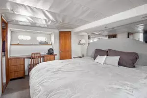 2000 Pacific Mariner 65 Motoryacht thumbnail 31