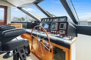 2000 Pacific Mariner 65 Motoryacht thumbnail 28