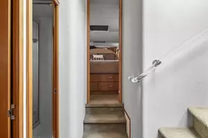 2000 Pacific Mariner 65 Motoryacht thumbnail 35