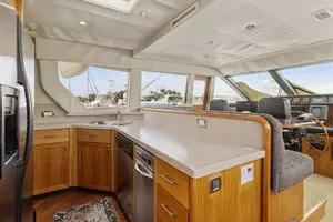 2000 Pacific Mariner 65 Motoryacht thumbnail 21