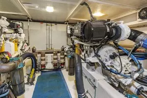 2000 Pacific Mariner 65 Motoryacht thumbnail 43