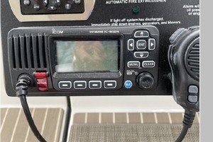 Blue  amp  Grey 35ft Formula Yacht For Sale