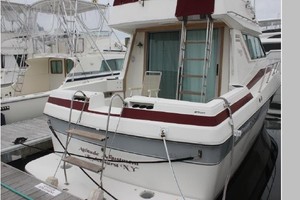Attitude Adjustment 33ft Cruisers Yacht For Sale