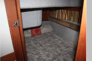 Attitude Adjustment 33ft Cruisers Yacht For Sale