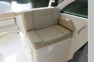 23ft Pursuit Yacht For Sale