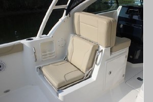 23ft Pursuit Yacht For Sale