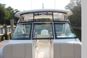 23ft Pursuit Yacht For Sale
