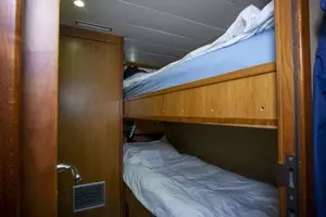 2000 Ferretti Yachts Custom Line 94 thumbnail 22