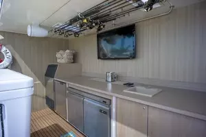 2000 Ferretti Yachts Custom Line 94 thumbnail 61