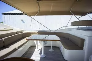 2000 Ferretti Yachts Custom Line 94 thumbnail 48