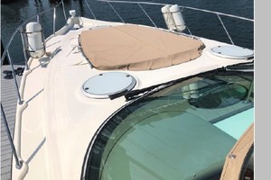 ROBERT NICOLE 37ft Maxum Yacht For Sale