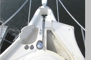 ROBERT NICOLE 37ft Maxum Yacht For Sale