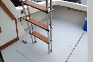 Summer Island 31ft Silverton Yacht For Sale