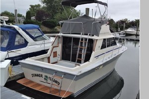 Summer Island 31ft Silverton Yacht For Sale