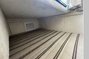 26ft Monterey Yacht For Sale