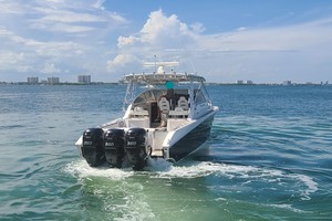 38ft Fountain Yacht For Sale