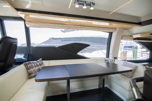 Azimut 66 - Lady M - Dinette
