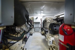 Azimut 66 - Lady M - Engine Room