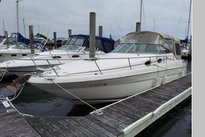 27ft Sea Ray Yacht For Sale