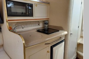 27ft Sea Ray Yacht For Sale