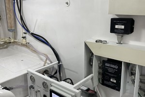 Viking 61 - King & I - Engine Room