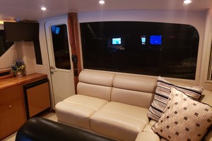 Viking 61 - King & I - Salon