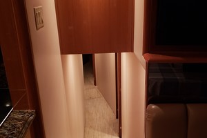 Viking 61 - King & I - Companionway