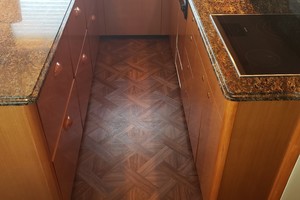Viking 61 - King & I - Galley