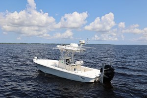 SeaVee 27 -profile