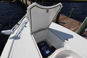 SeaVee 27 -exterior
