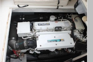 Aela Jeanne 38ft Sea Ray Yacht For Sale Aela Jeanne 38ft Sea Ray Yacht For Sale