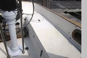 LOST VERSES 35ft Bristol Yacht For Sale