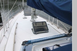 LOST VERSES 35ft Bristol Yacht For Sale