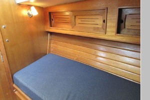 LOST VERSES 35ft Bristol Yacht For Sale