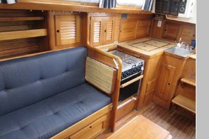 LOST VERSES 35ft Bristol Yacht For Sale