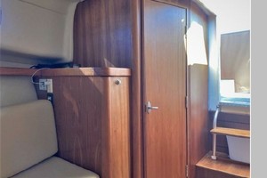 Never Again 30ft Mainship Yacht For Sale
