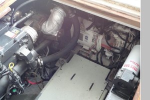 Cruise Control 34ft Luhrs Yacht For Sale