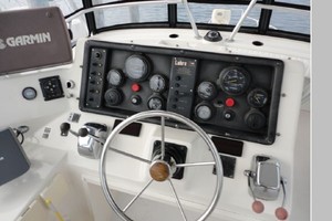 Cruise Control 34ft Luhrs Yacht For Sale