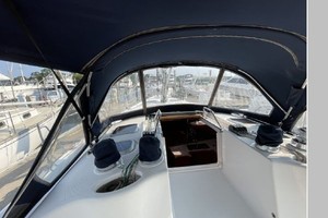 Persistence 38ft Hunter Yacht For Sale