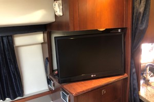Chaparral 31- Cabin TV