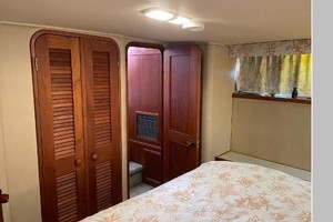 Slainte 42ft Chris Craft Yacht For Sale