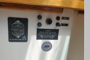 Admiralty 29ft Hunt Yachts Yacht For Sale